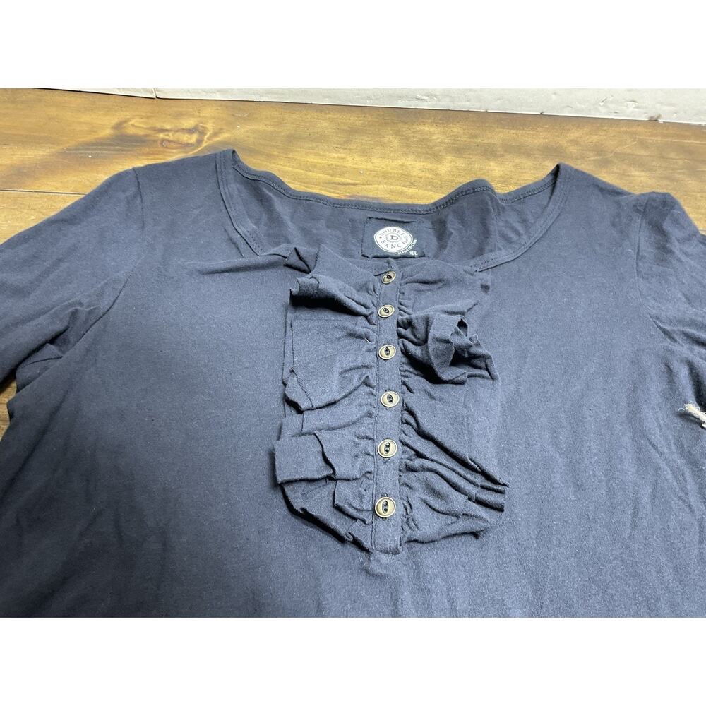 Double D Ranch Women's Ruffle Long Sleeve Front Henley Black Shirt Size XL NWT - Picture 4 of 10